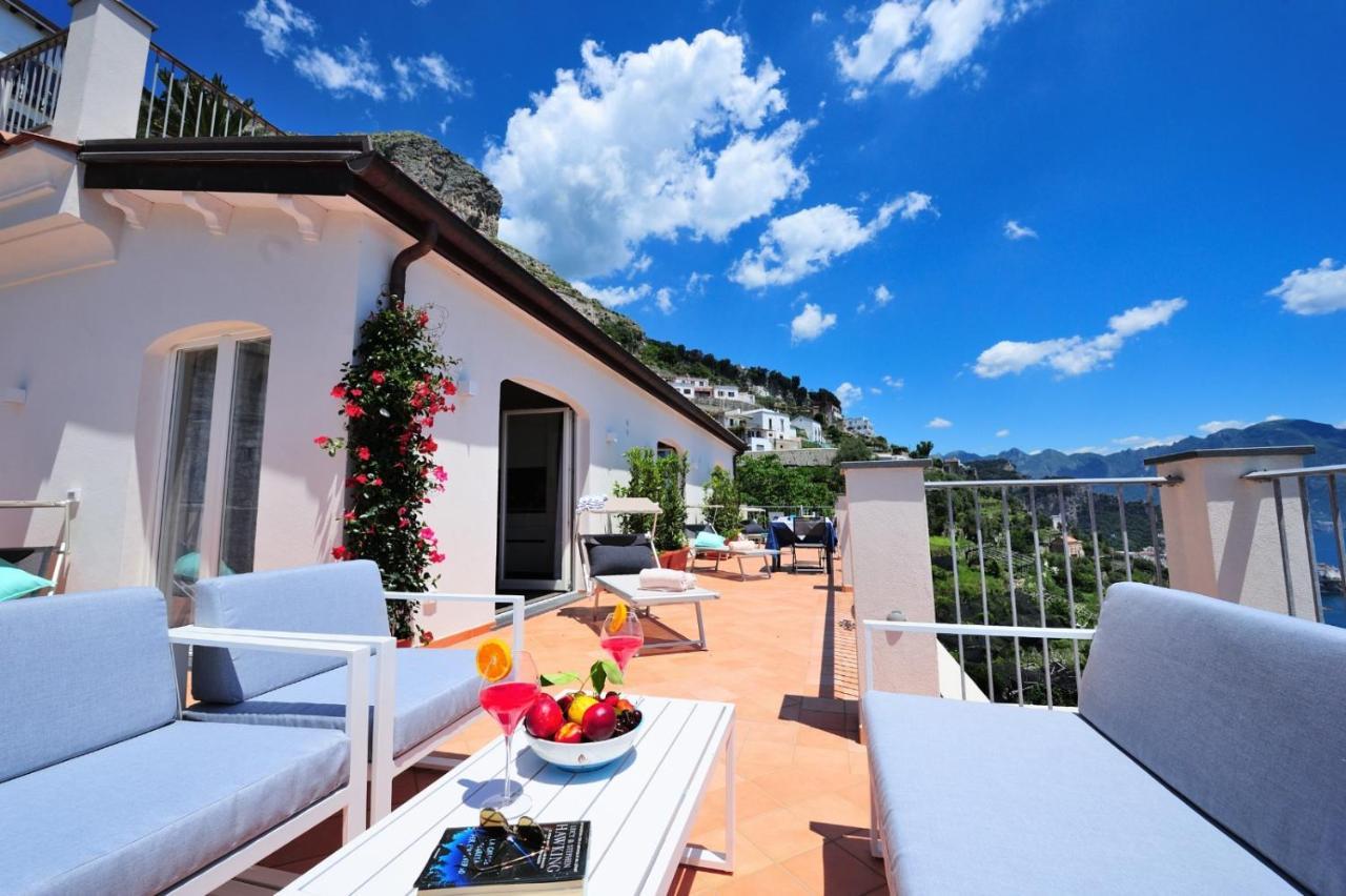 Апартаменты Amalfi Blu Retreat Экстерьер фото