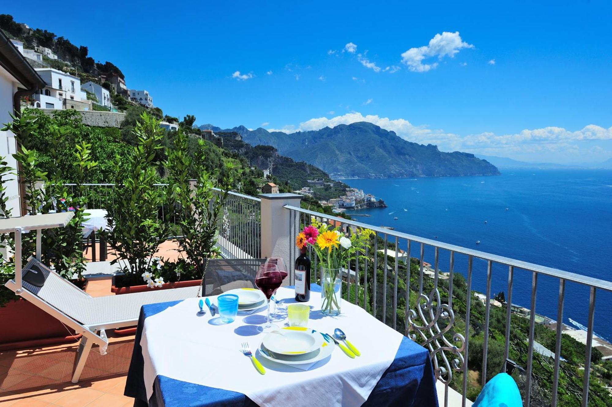 Апартаменты Amalfi Blu Retreat Экстерьер фото